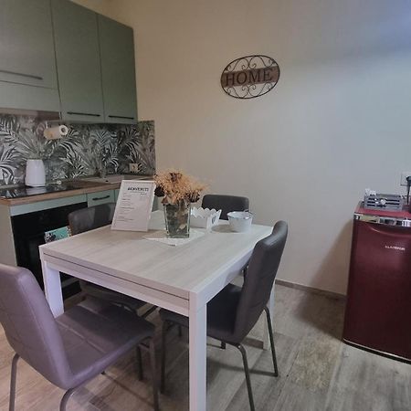 Appartamento Margherita Crespina Exterior photo